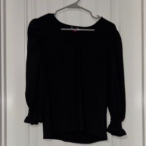 Vince kamuto Elegant Black Women's Top - soft v neck